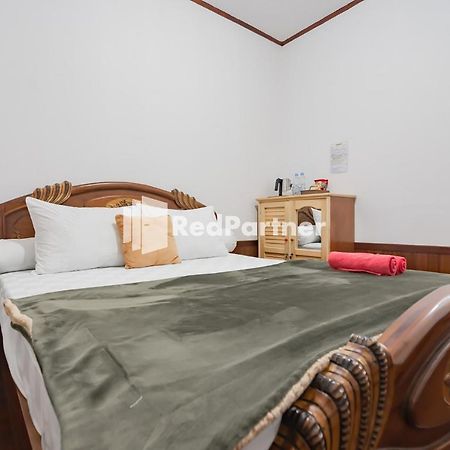 Langkar Guest House Syariah Mitra Reddoorz サマリンダ エクステリア 写真