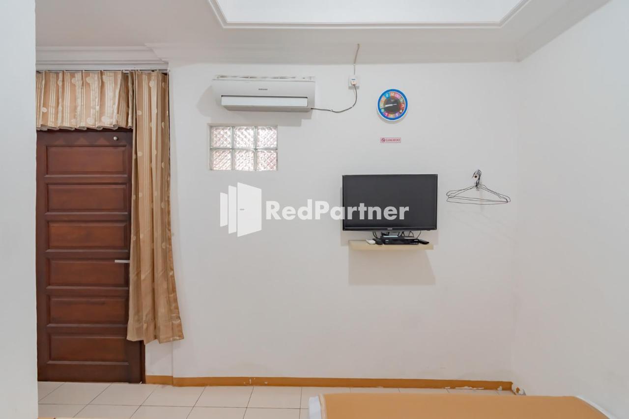 Langkar Guest House Syariah Mitra Reddoorz サマリンダ エクステリア 写真