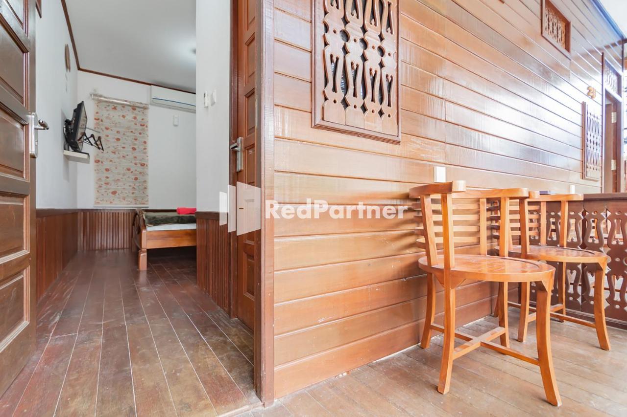 Langkar Guest House Syariah Mitra Reddoorz サマリンダ エクステリア 写真