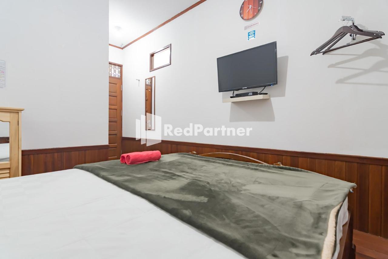 Langkar Guest House Syariah Mitra Reddoorz サマリンダ エクステリア 写真