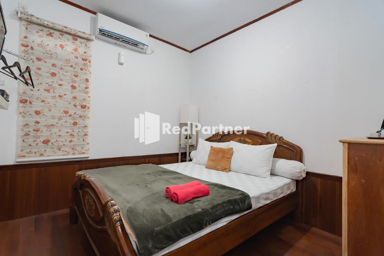 Langkar Guest House Syariah Mitra Reddoorz サマリンダ エクステリア 写真